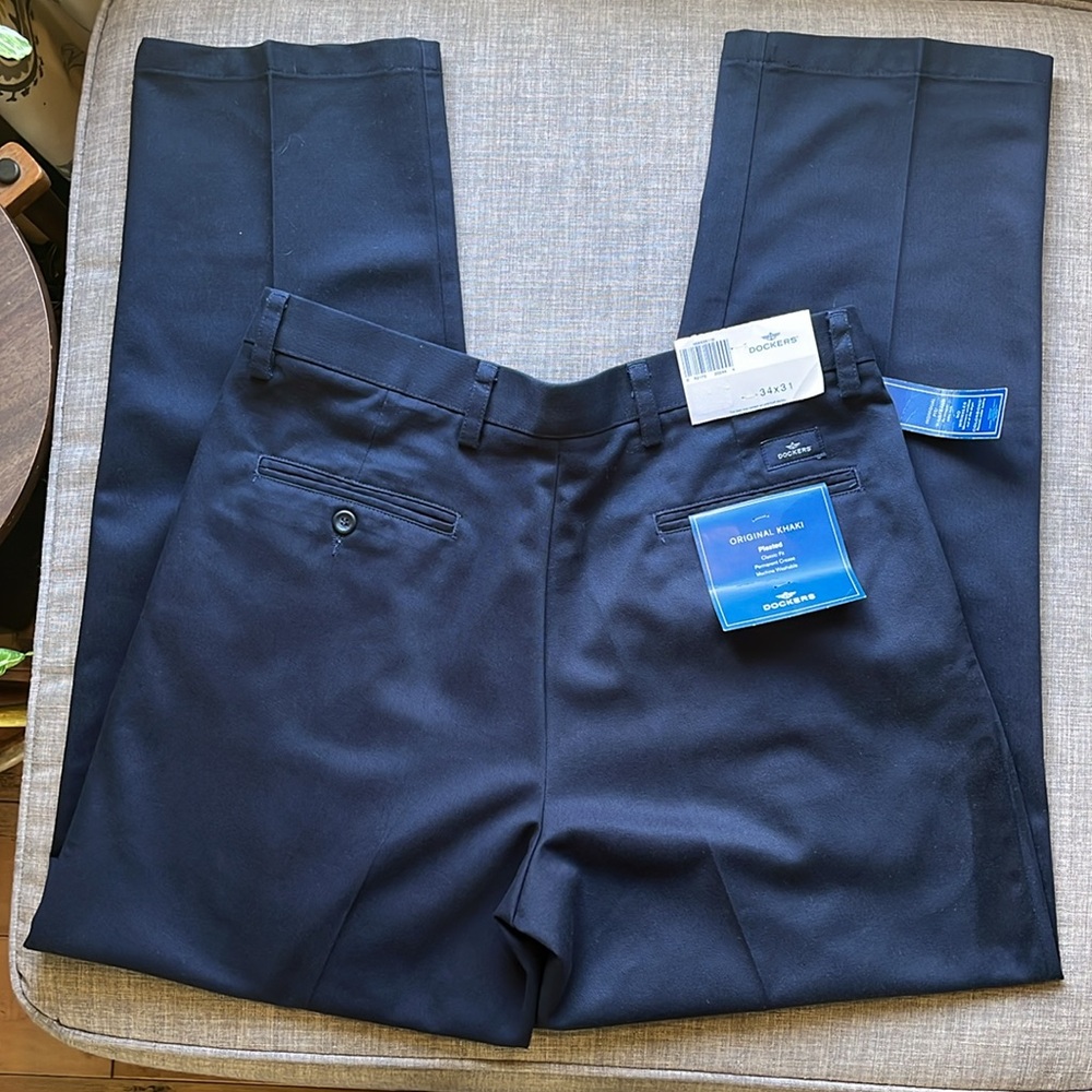 Dockers Original Khaki Pleated Pants Navy Blue 34x31 NWT - Picture 7 of 10